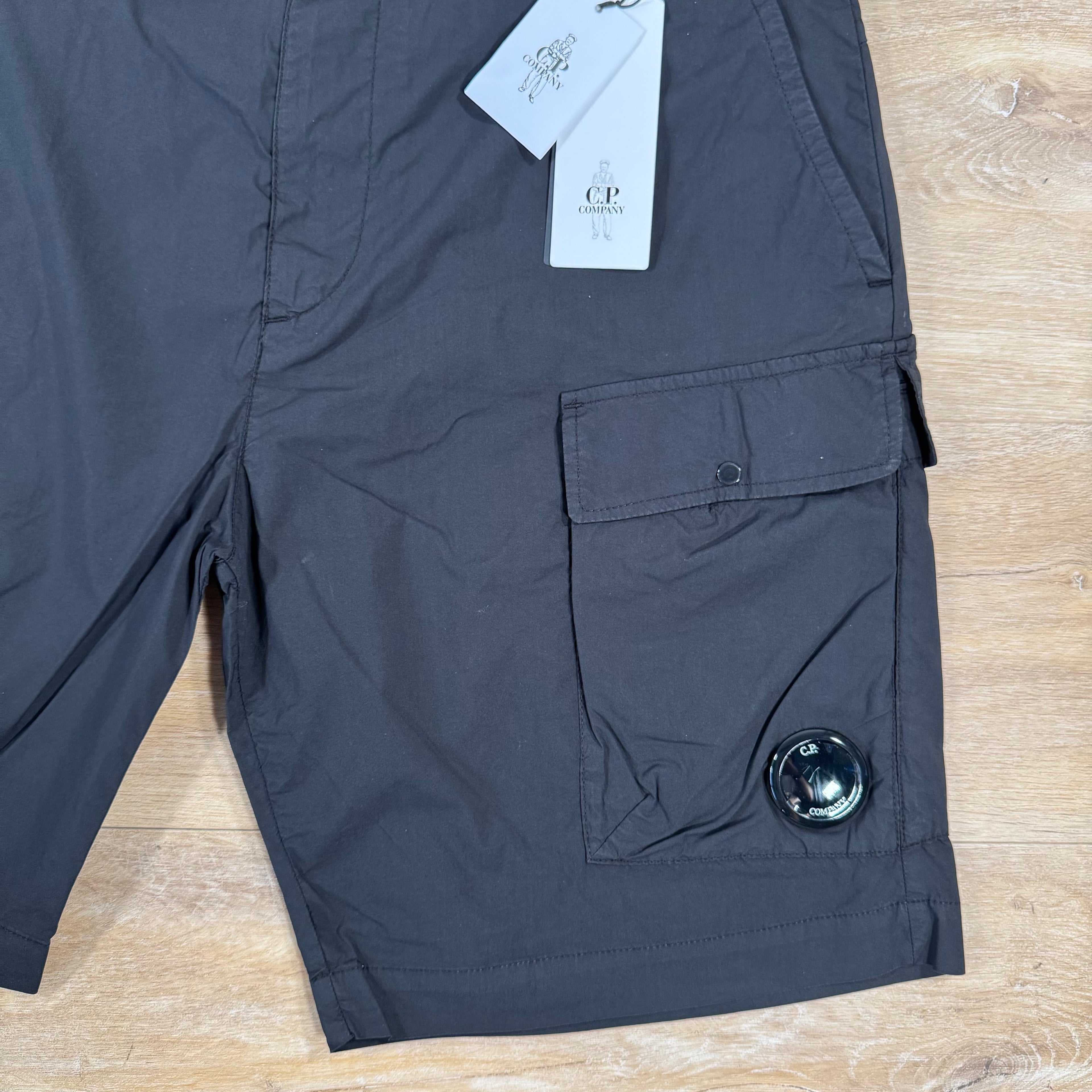 CP Company 50 Fili Stretch Cargo Shorts in Black