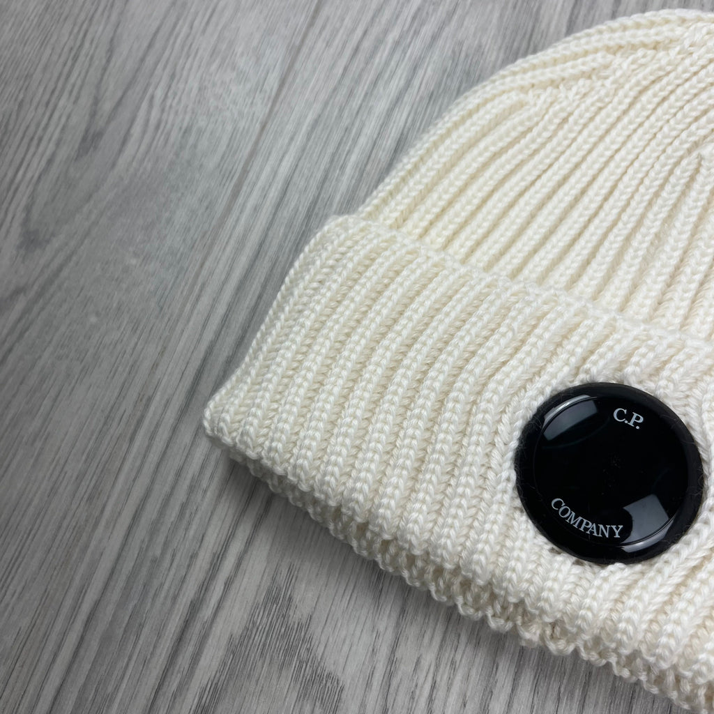 CP Company Lens Beanie - White
