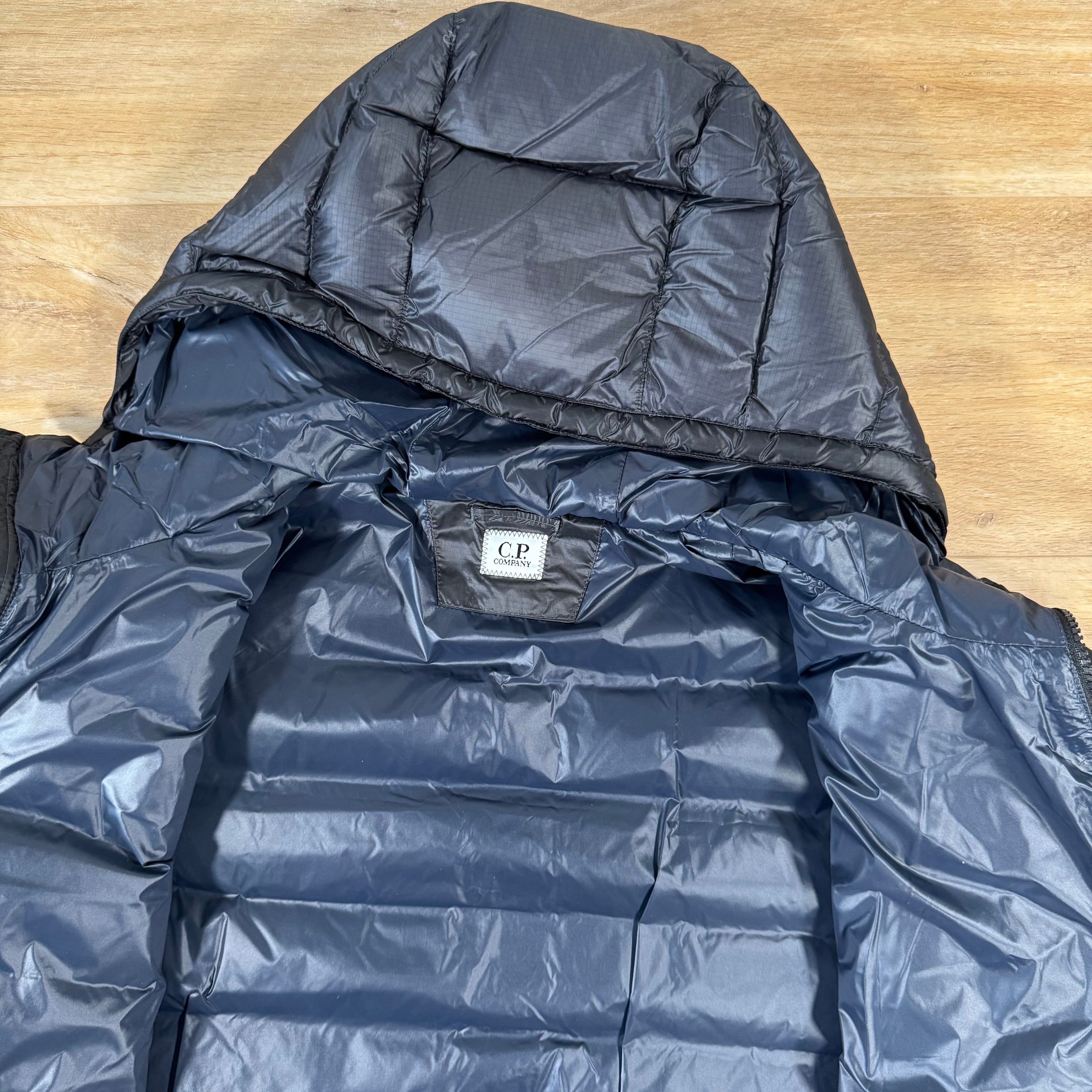 CP Company DD Shell Lens Down Jacket in Navy