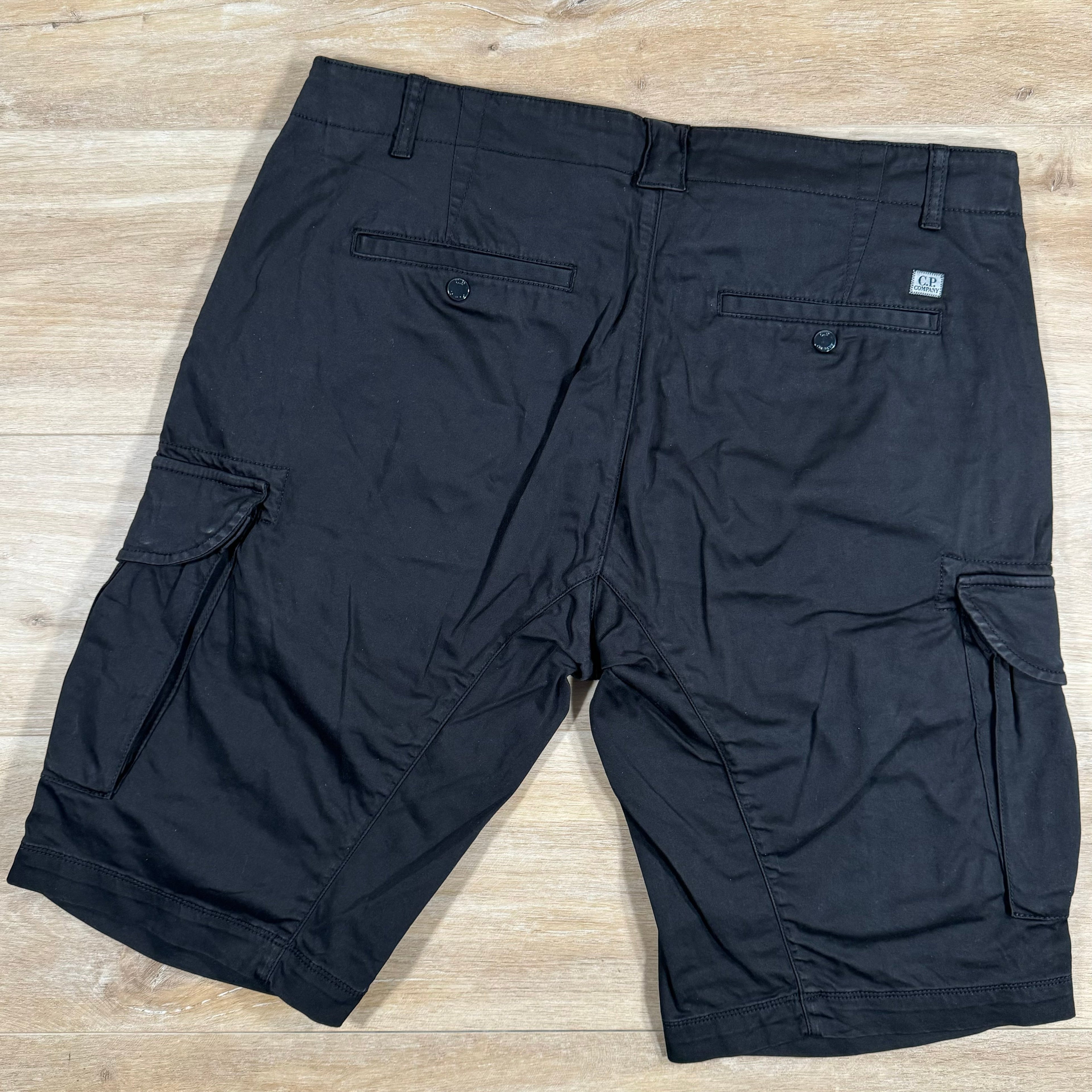 CP Company Stretch Sateen Lens Cargo Shorts in Black
