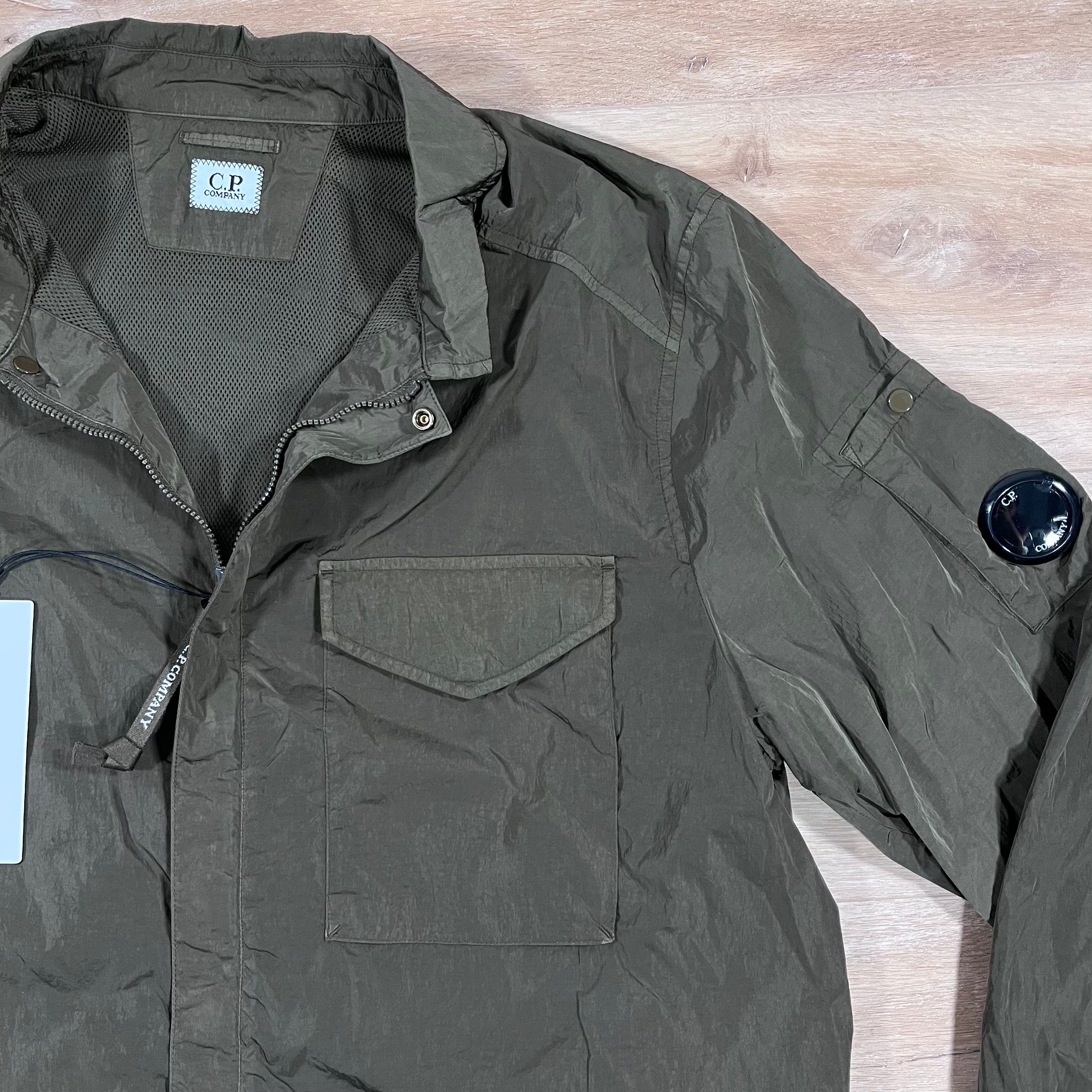 CP Company Chrome-R Lens Overshirt in Ivy Green