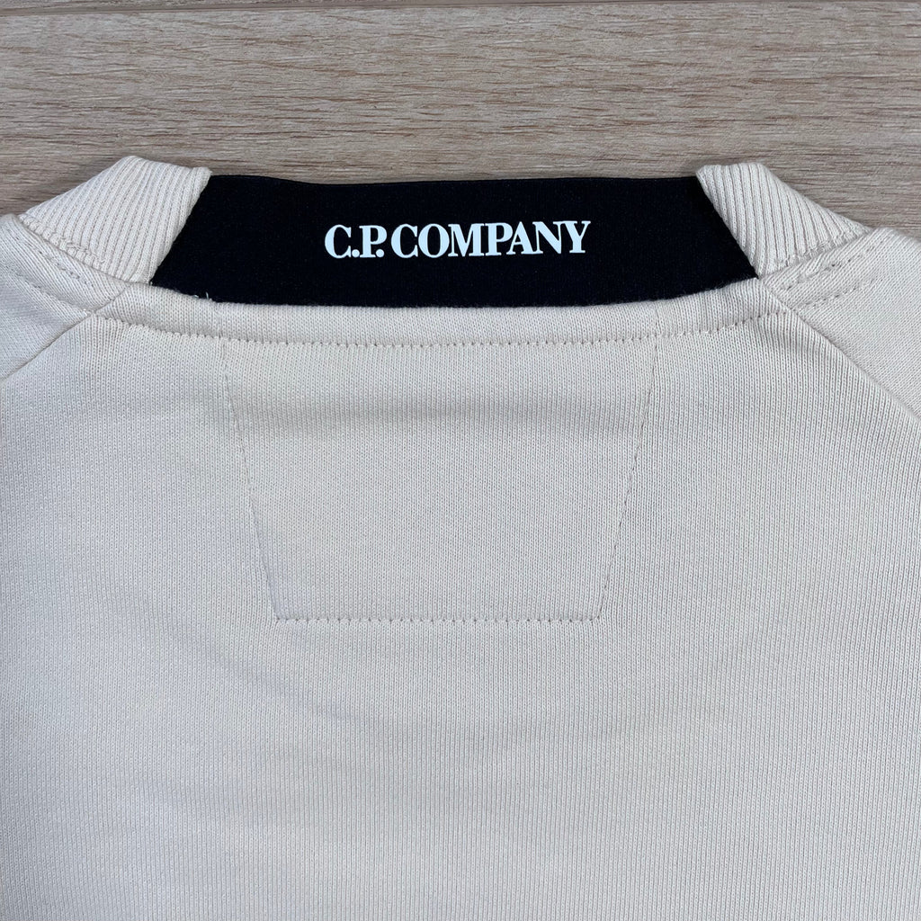 CP Company Diagonal Raised Fleece Crewneck Lens Sweatshirt in Pistachio Shell